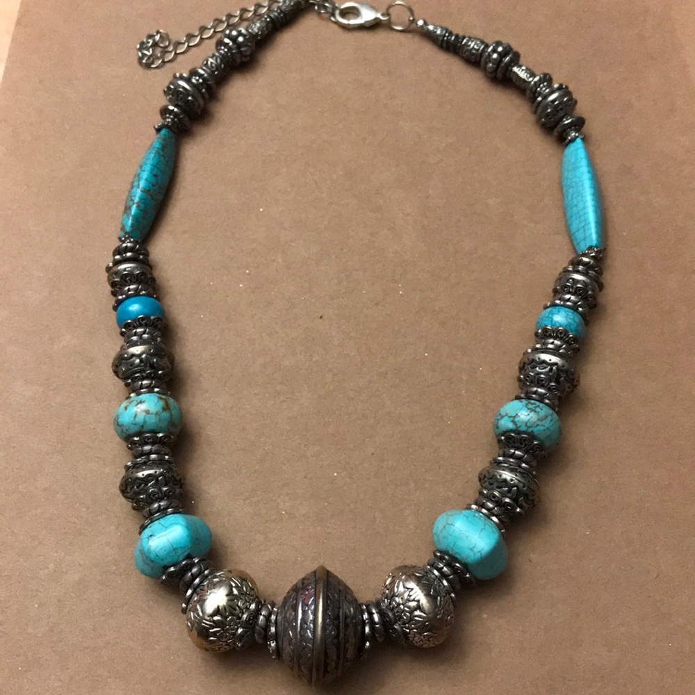 Beaded necklace.